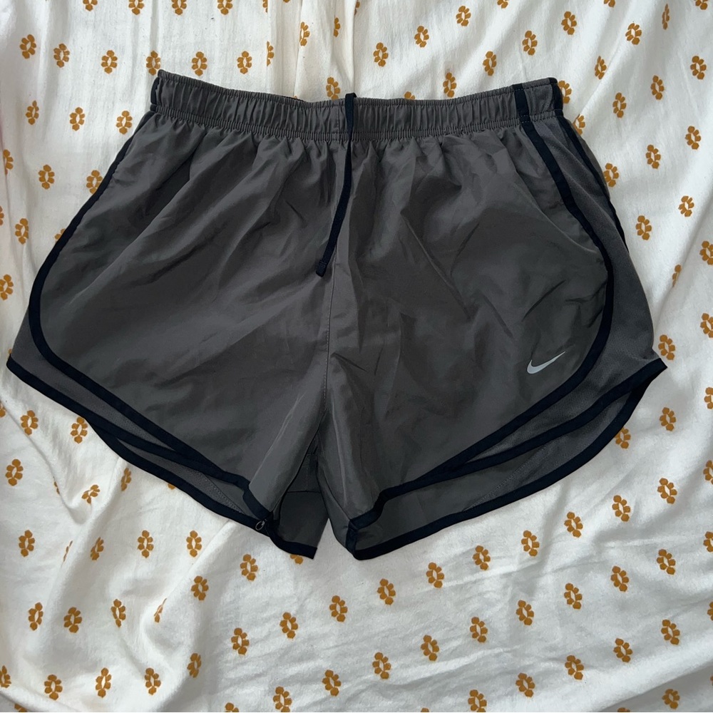 Women’s Nike tempo shorts